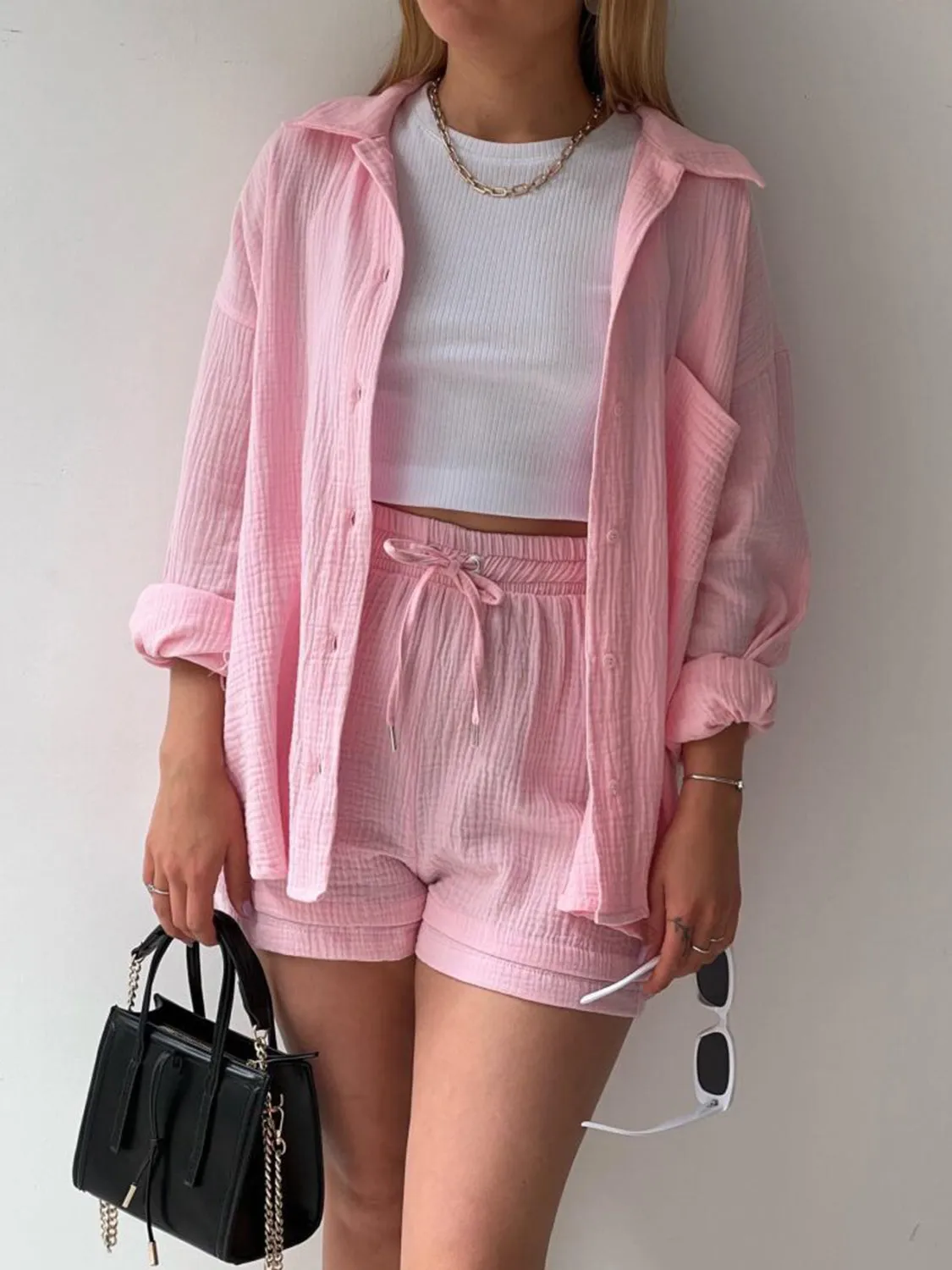 11 Casual Beachwear Button Up Shirt / Shorts Outfits
