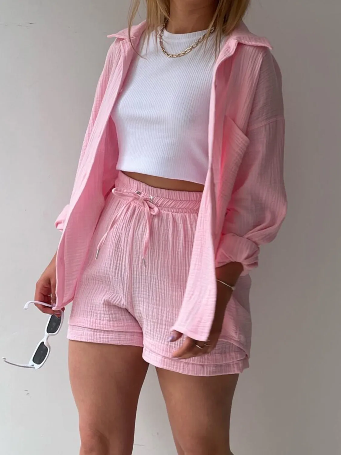 11 Casual Beachwear Button Up Shirt / Shorts Outfits