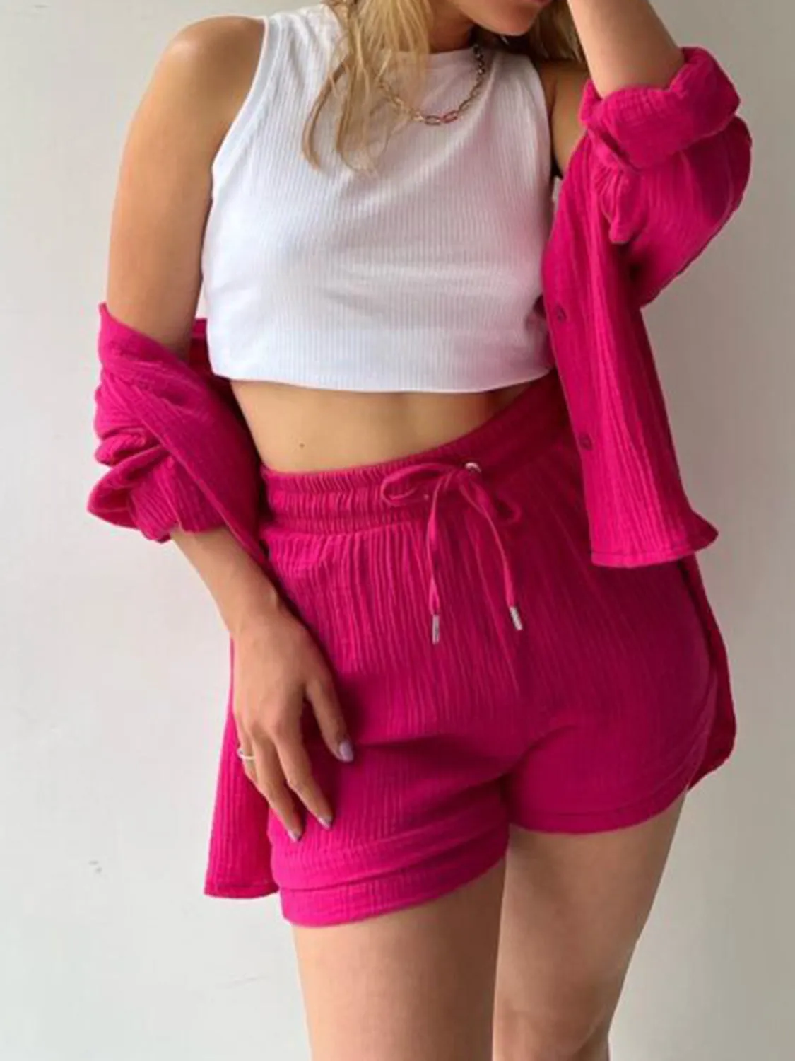 11 Casual Beachwear Button Up Shirt / Shorts Outfits