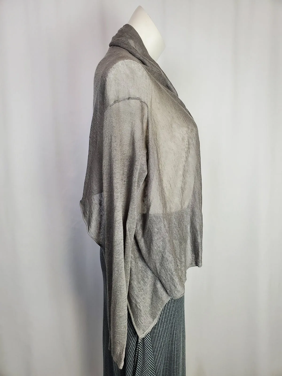 bryn Walker Size L Gray Knit Cardigan Sweater